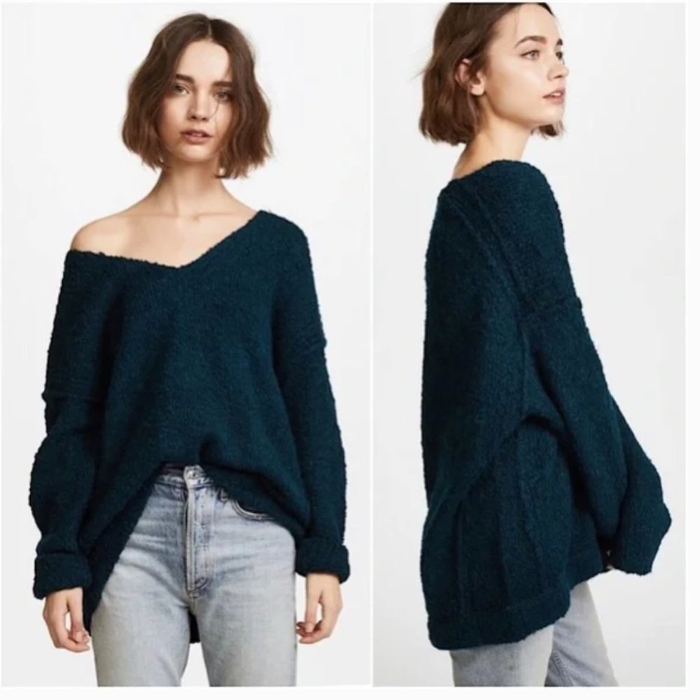 Free People Women's S Lofty Chunky Boucle Knit Oversized Drop Shoulder Sweater